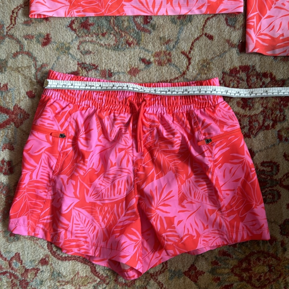 OLD NAVY l/s swim shirt and tie shorts. Good/excellent cond with minor stains. - Picture 16 of 16